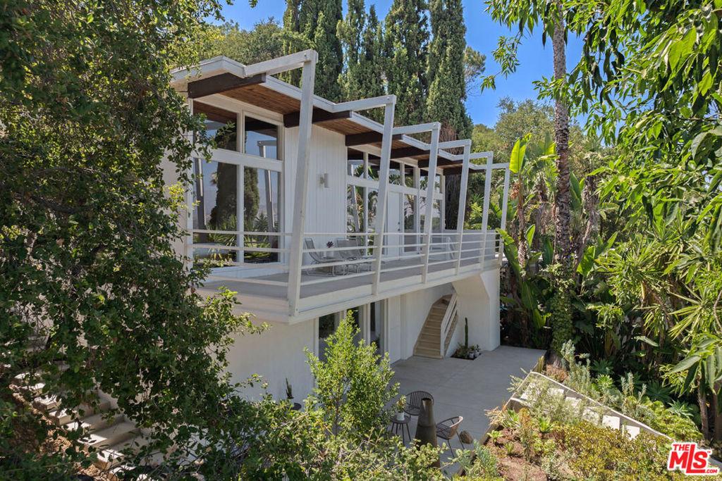MLS #26862595 image #0
