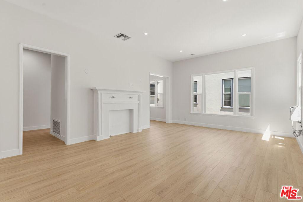 1/4 N Alfred ST West Hollywood CA 90069 | MLS #26862775 45 MLS #26862775 image #0