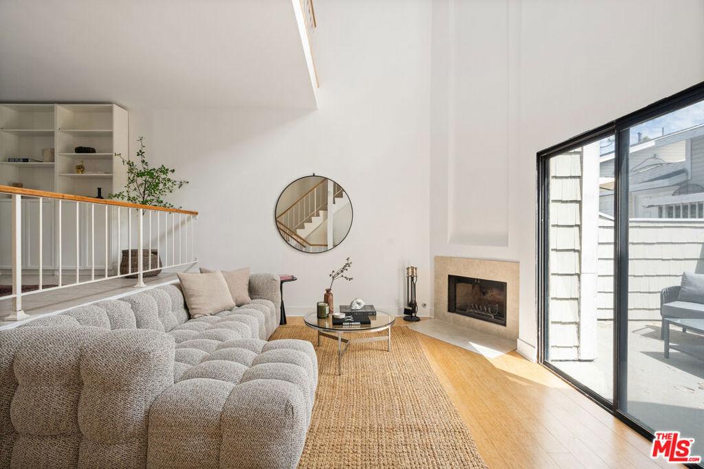 4658 Don Lorenzo DR #G Los Angeles CA 90008 | MLS #26863067 45 MLS #26863067 image #0