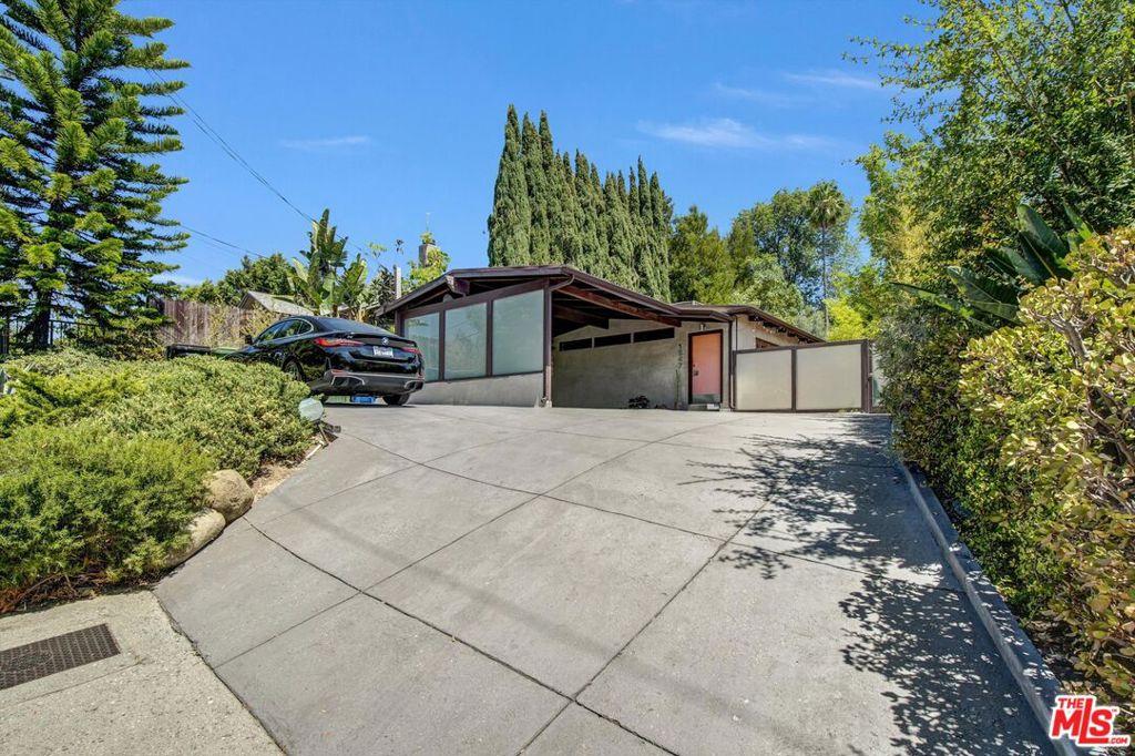 MLS #26863079 image #0