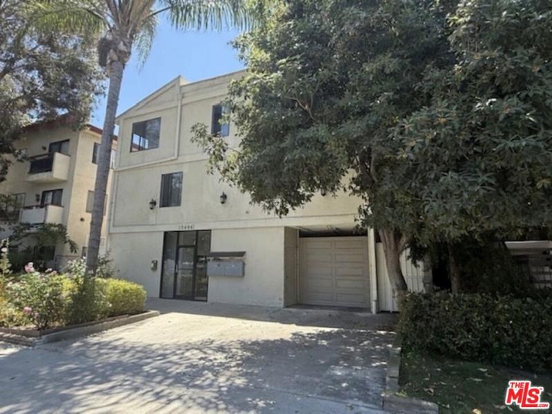 13406 Moorpark ST #102 Los Angeles CA 91423 | MLS #26863309 45 MLS #26863309 image #0