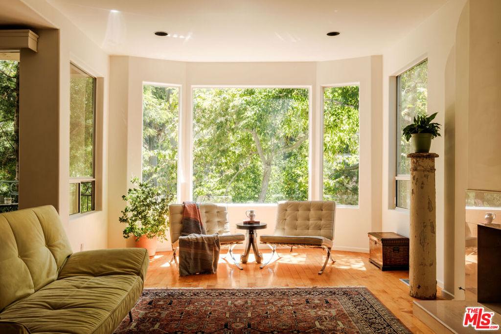 MLS #26863327 image #0