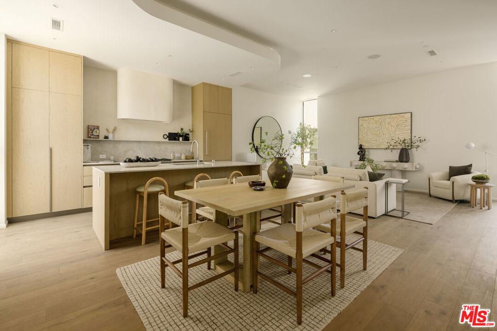 MLS #26864217 image #0