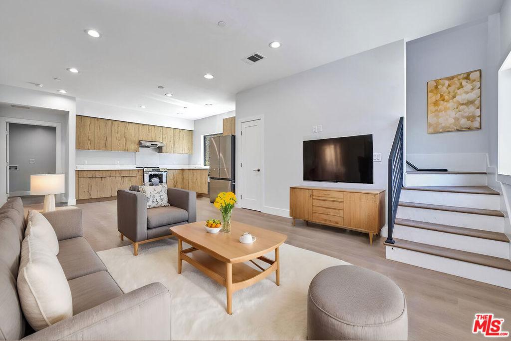 MLS #26864537 image #0