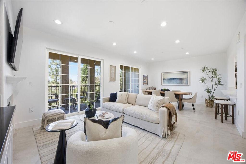 12975 Agustin PL #335 Playa Vista CA 90094 | MLS #26864863 45 MLS #26864863 image #0