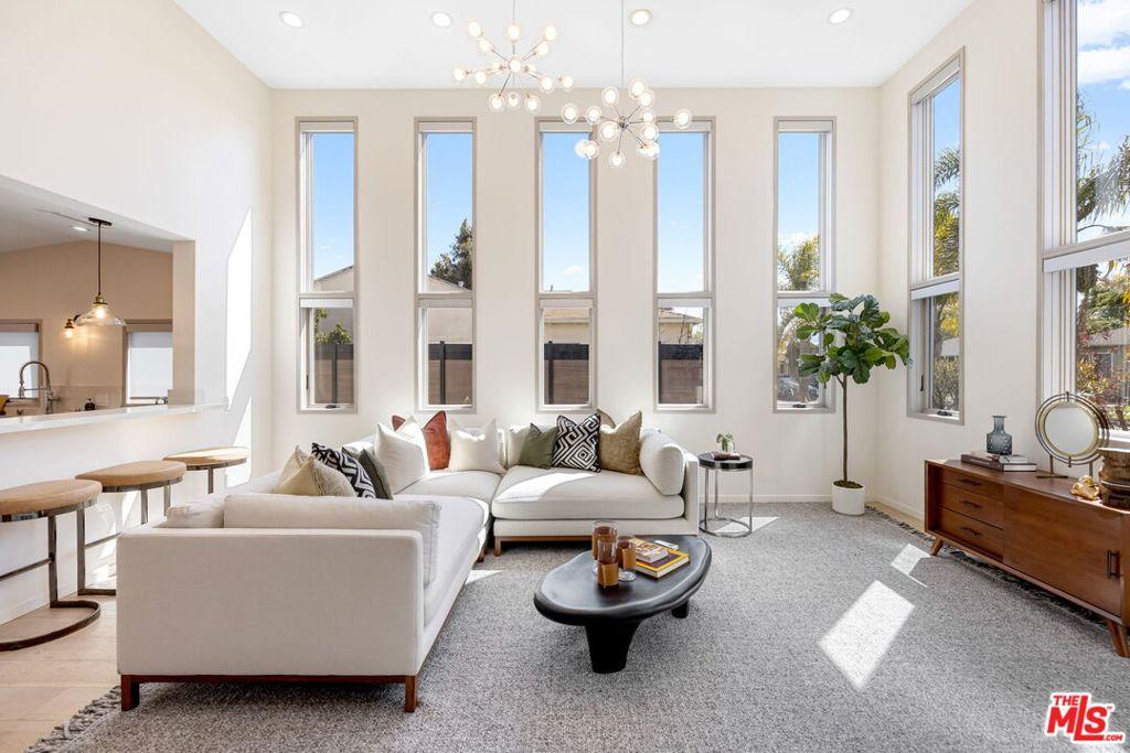 3910 Berryman AV Los Angeles CA 90066 | MLS #26865095 45 MLS #26865095 image #0