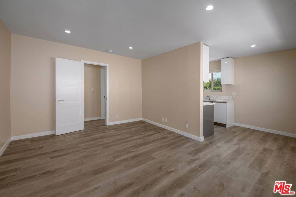 MLS #26865203 image #0