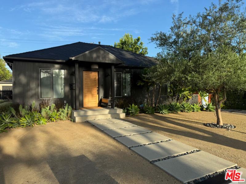 MLS #26865229 image #0