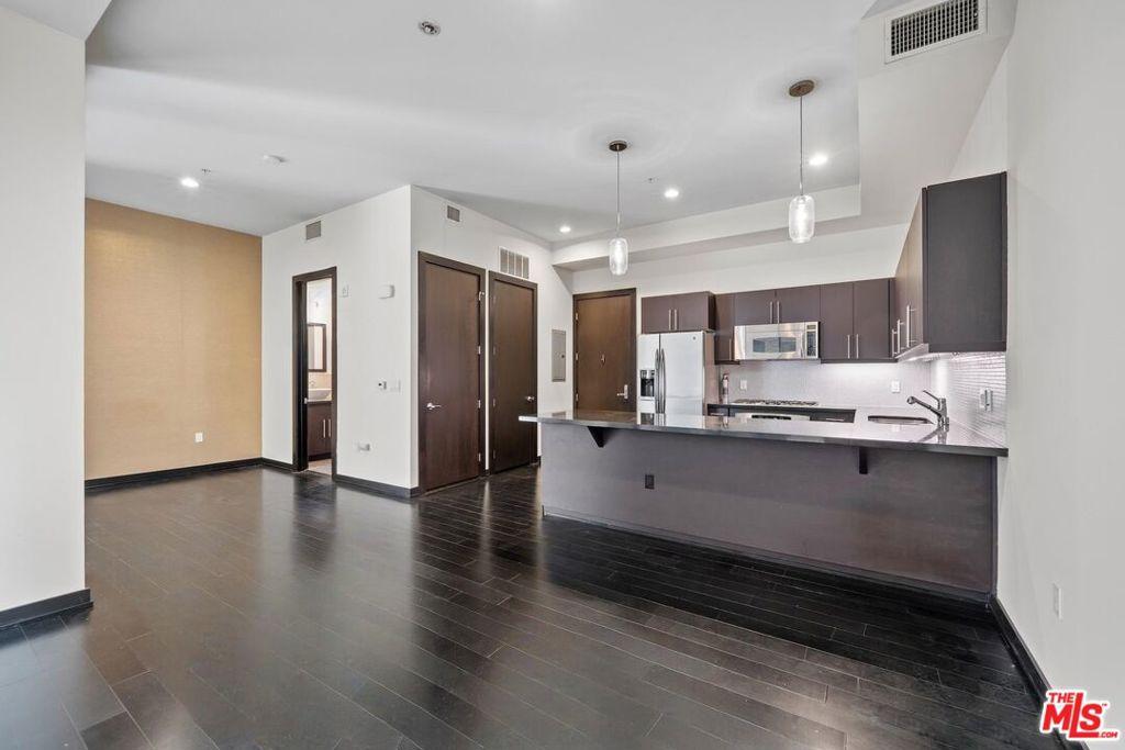MLS #26865381 image #0