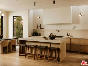 MLS #26865521 image #0