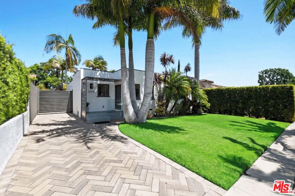 MLS #26865707 image #0