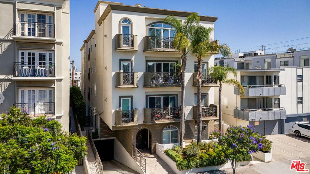 MLS #26865915 image #0