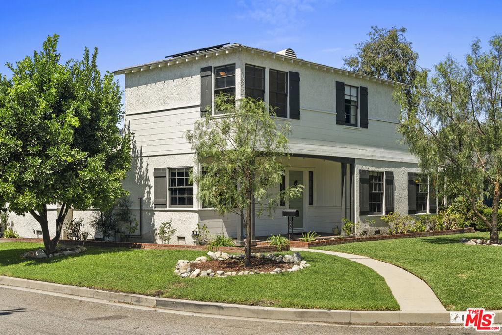MLS #26865943 image #0