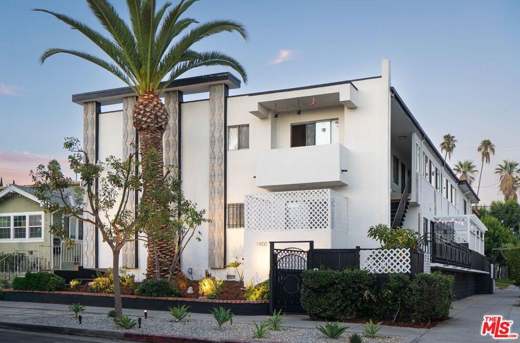 MLS #26866033 image #0