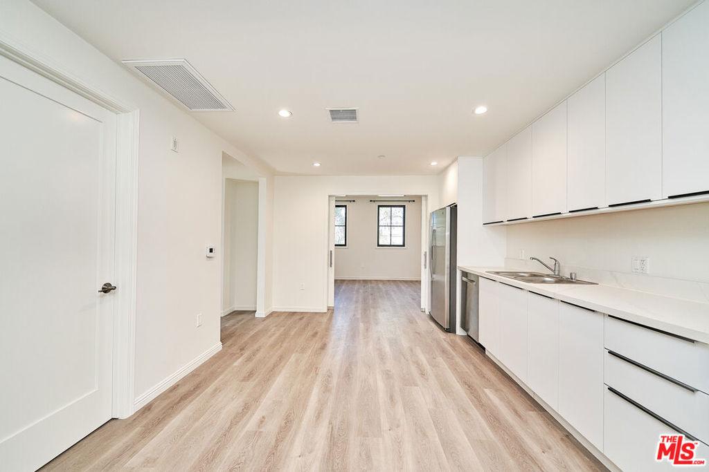 MLS #26866129 image #0