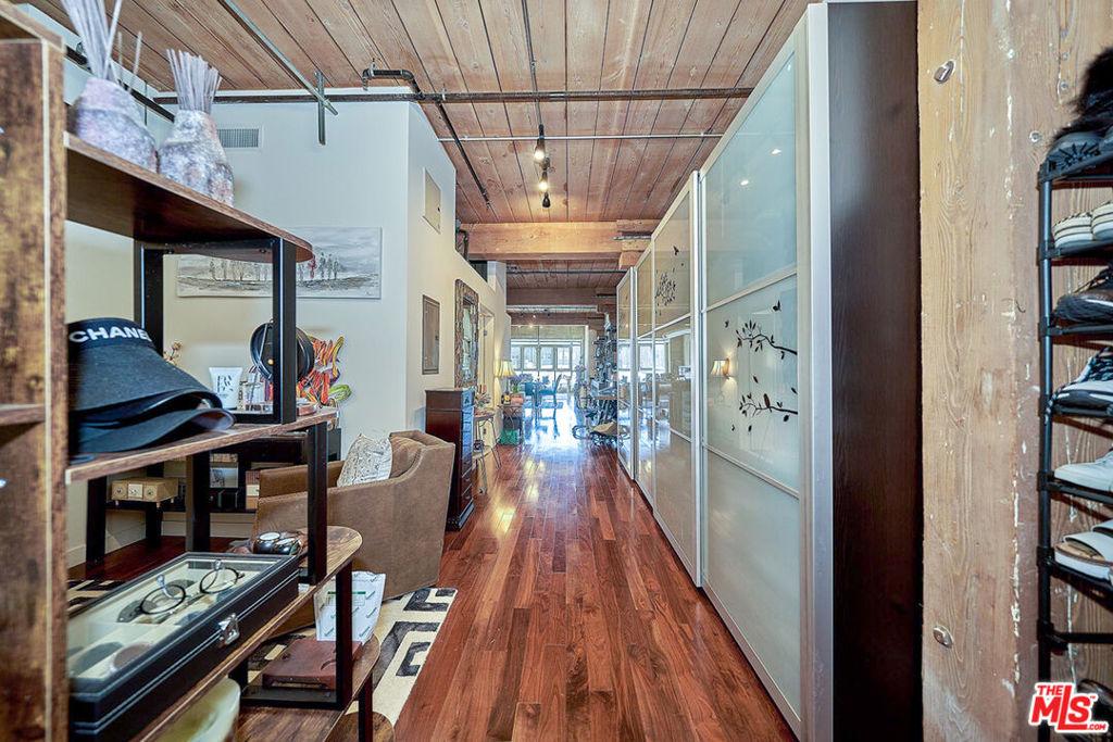 MLS #26866157 image #0