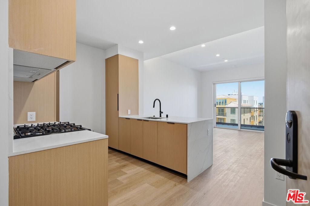 MLS #26866303 image #0