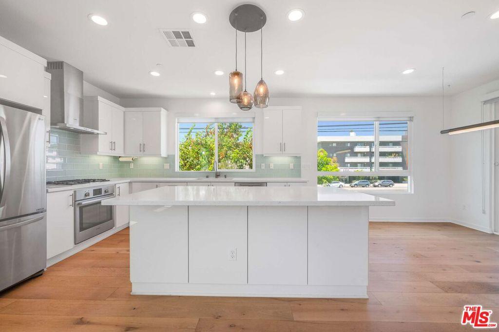 MLS #26866435 image #0