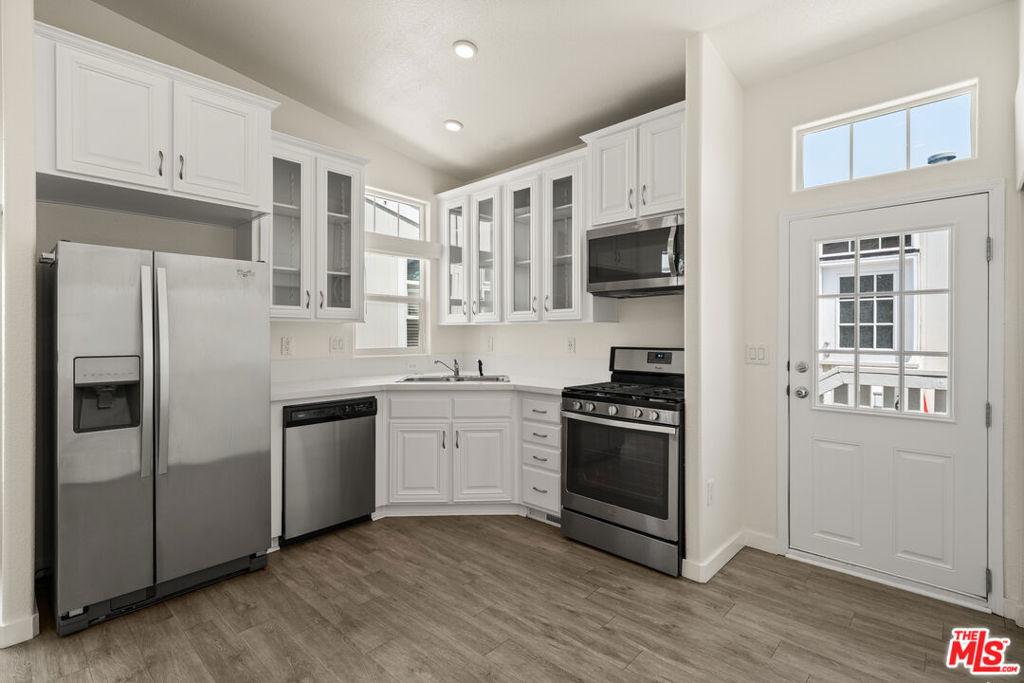 MLS #26866825 image #0