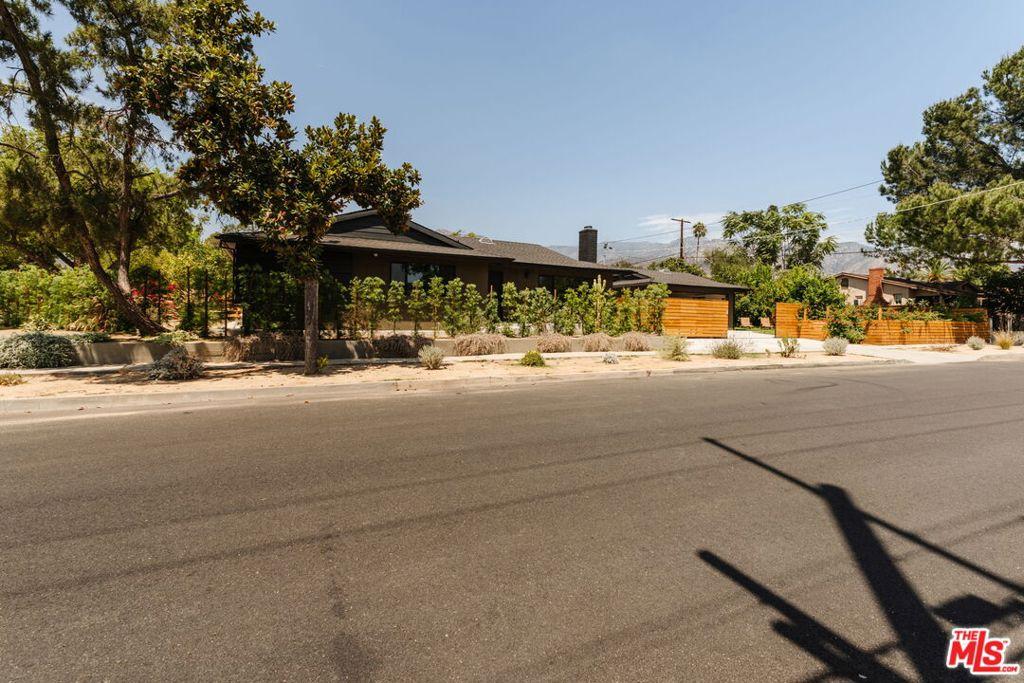 MLS #26867673 image #0
