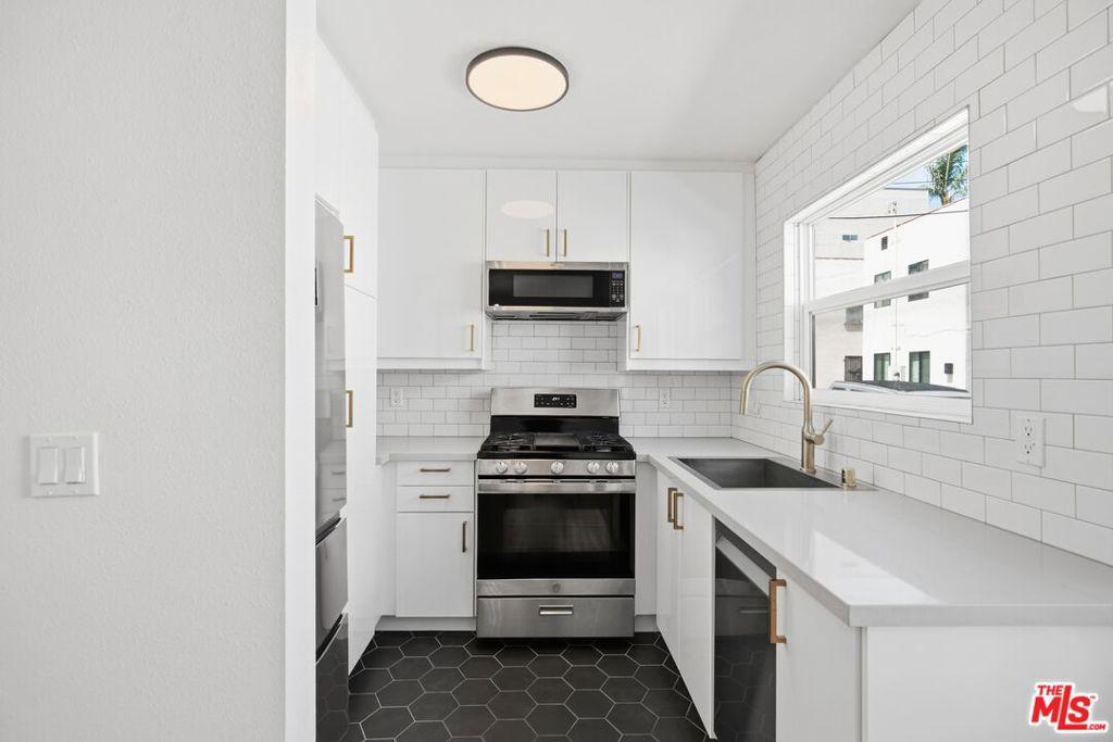 MLS #26867769 image #0