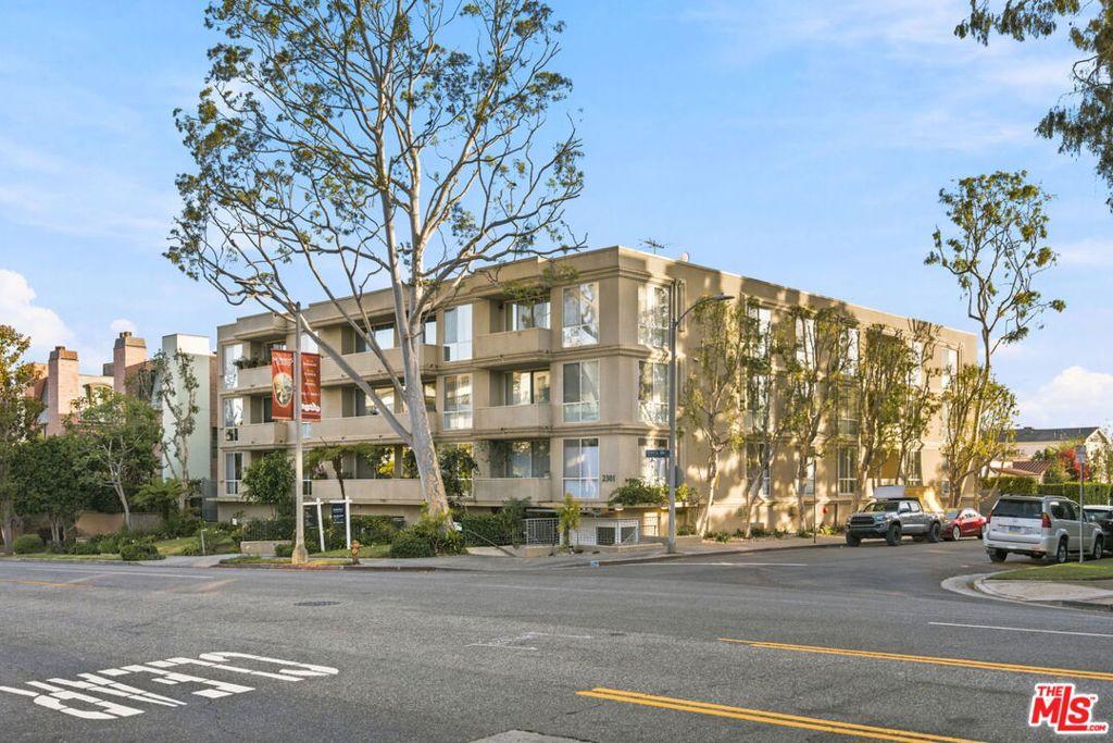 MLS #26867803 image #0