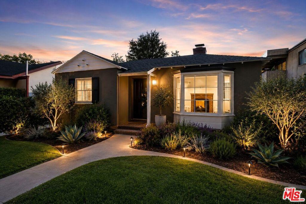 MLS #26867871 image #0