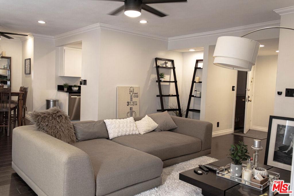 5651 Windsor WY #202 Culver City CA 90230 | MLS #26868341 45 MLS #26868341 image #0