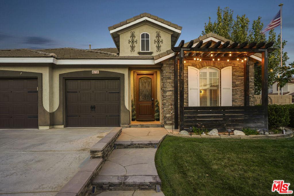 MLS #26868883 image #0