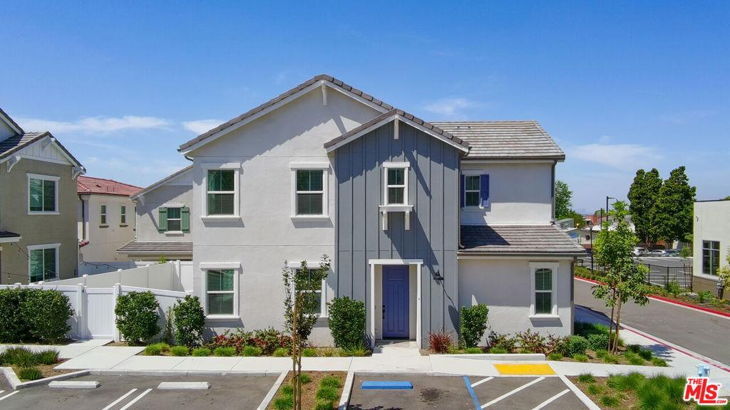 MLS #26868935 image #0