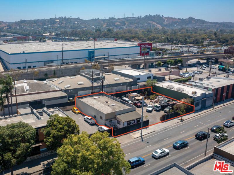 5048 W Jefferson BL Los Angeles CA 90016 | MLS #26869081 45 MLS #26869081 image #0