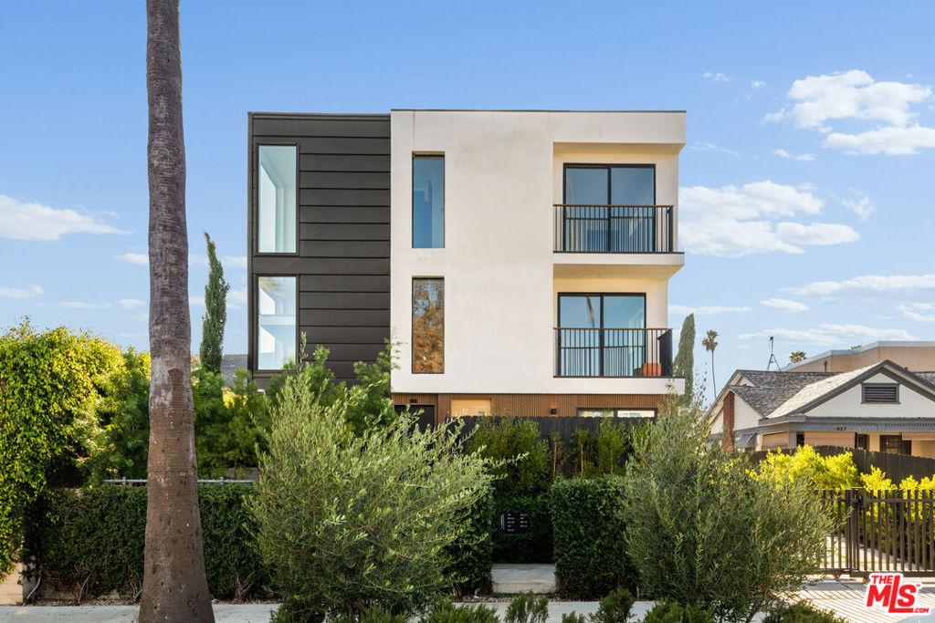 MLS #26869087 image #0