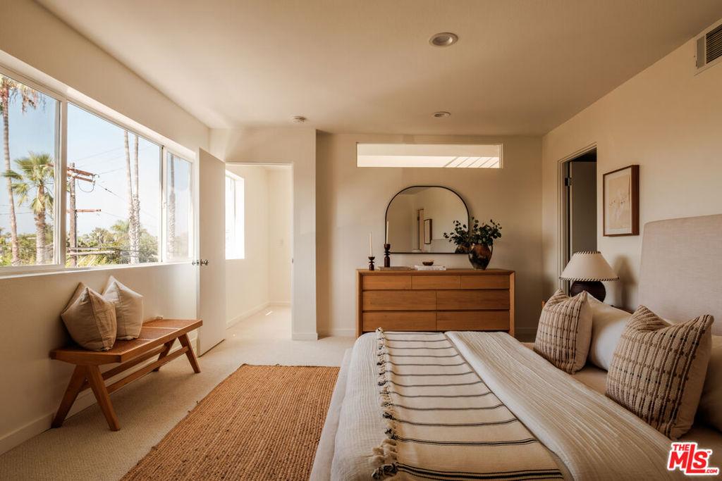 MLS #26869237 image #0