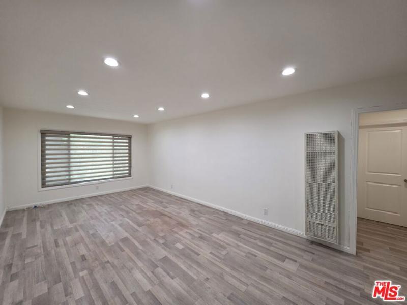 MLS #26869275 image #0