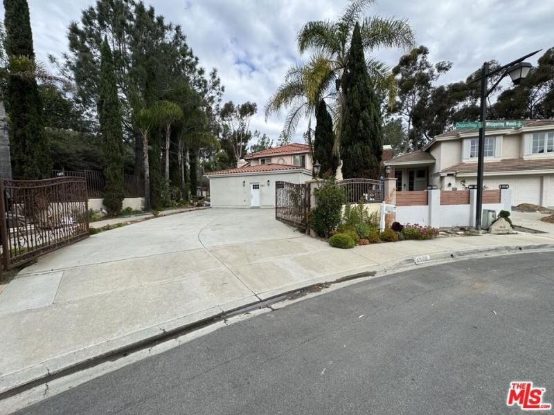 MLS #26869583 image #0