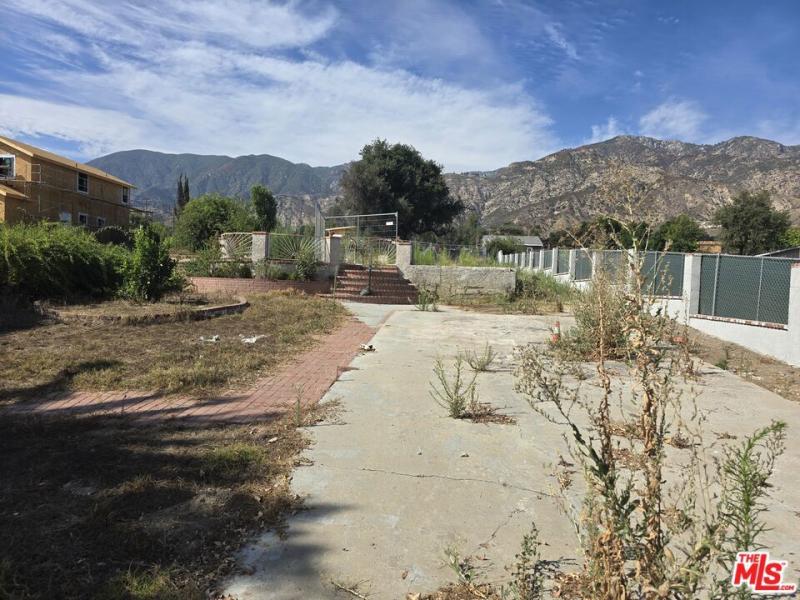 109 E Las Flores DR Altadena CA 91001 | MLS #26869775 45 MLS #26869775 image #0