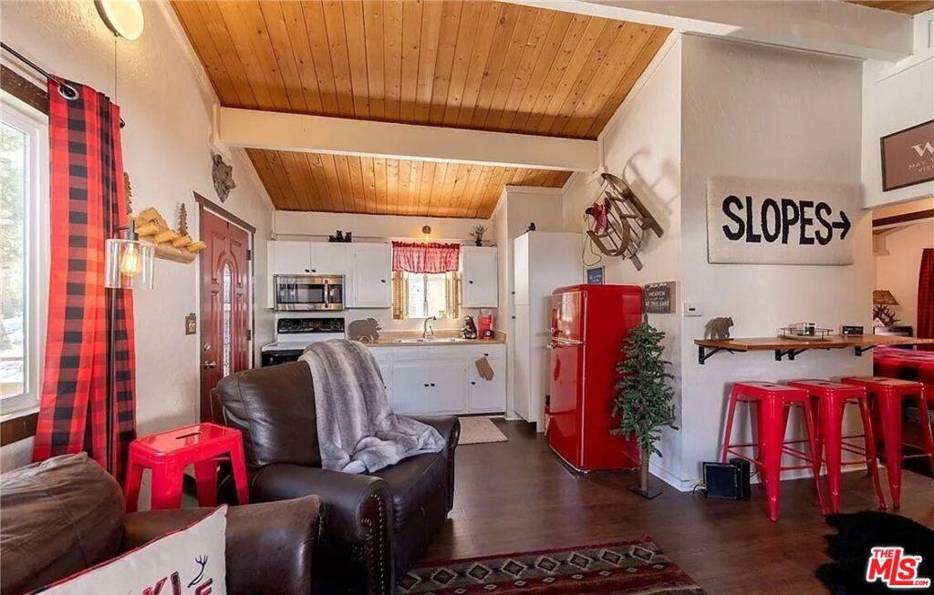 MLS #26869863 image #0