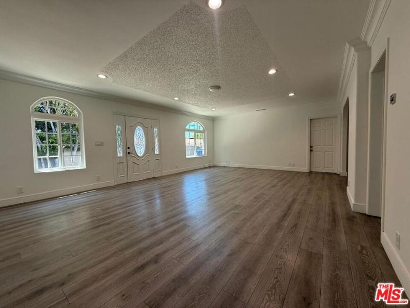 MLS #26870065 image #0