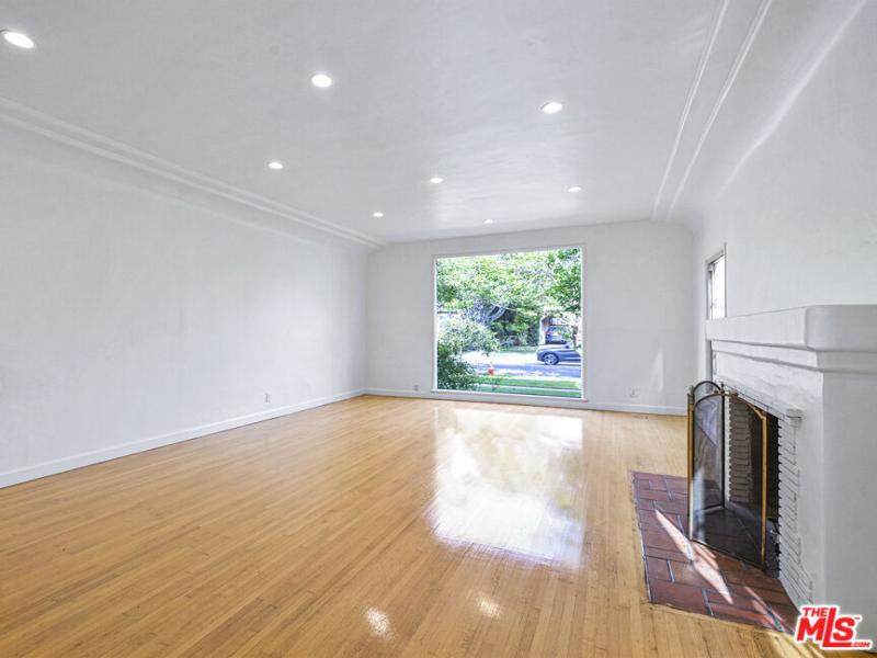 MLS #26870387 image #0