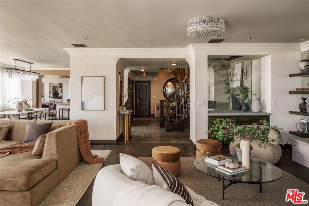 MLS #26870869 image #0