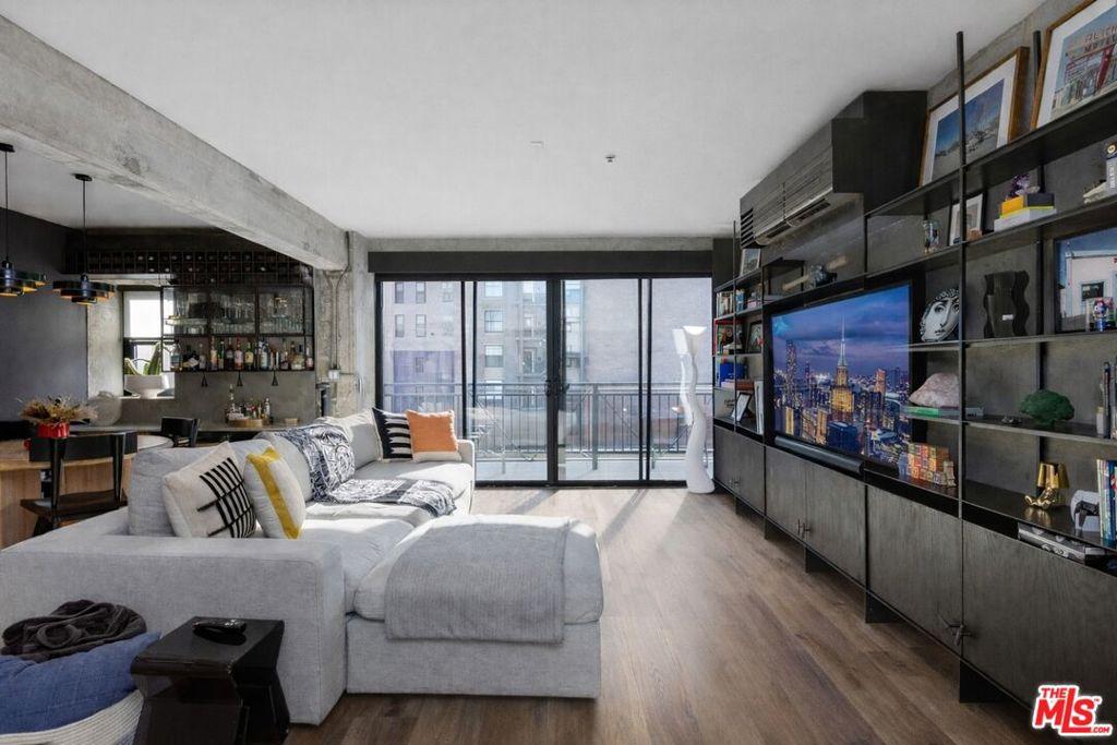 416 S Spring ST #609 Los Angeles CA 90013 | MLS #26870907 45 MLS #26870907 image #0