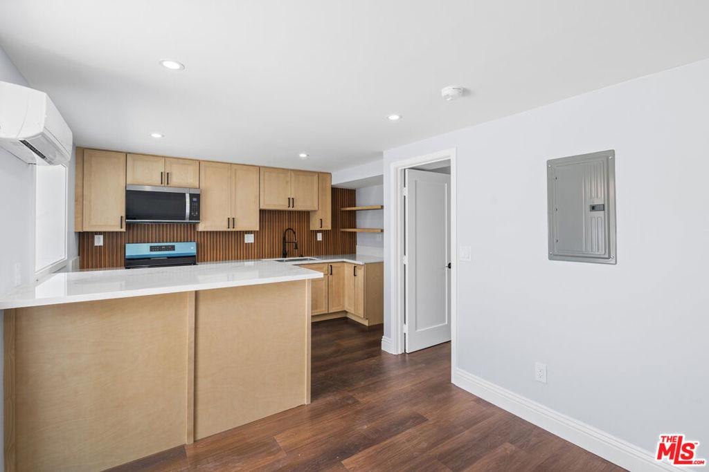 MLS #26871027 image #0
