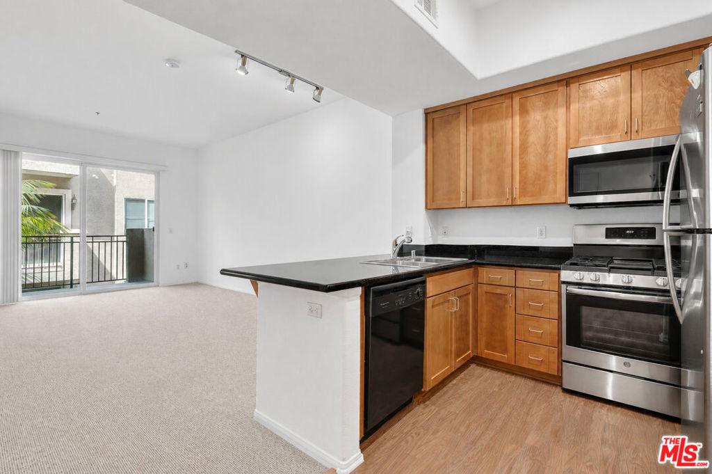 MLS #26871443 image #0