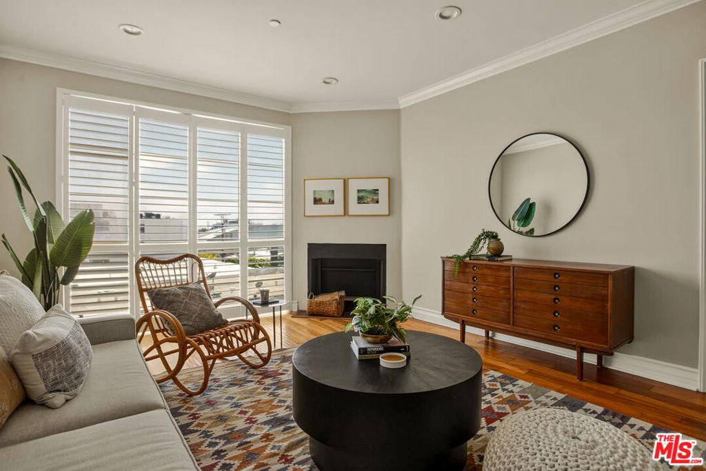 837 N Hudson AV #402 Los Angeles CA 90038 | MLS #26871495 45 MLS #26871495 image #0