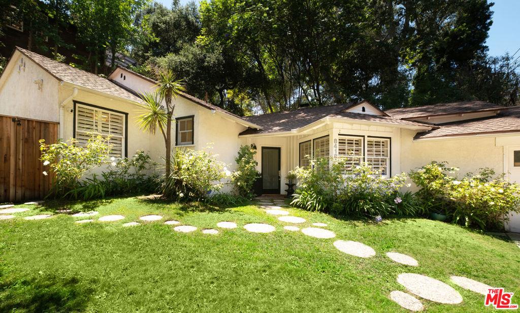 8418 Lookout Mountain AV Los Angeles CA 90046 | MLS #26871861 41 MLS #26871861 image #0
