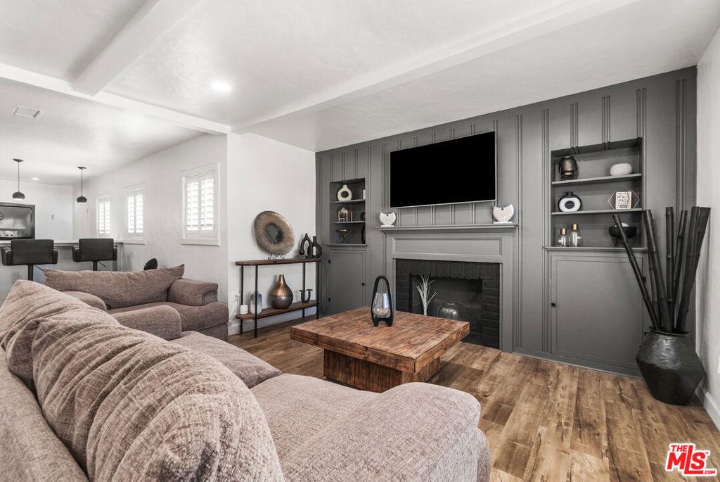 MLS #26871927 image #0