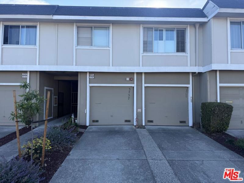 MLS #26871963 image #0