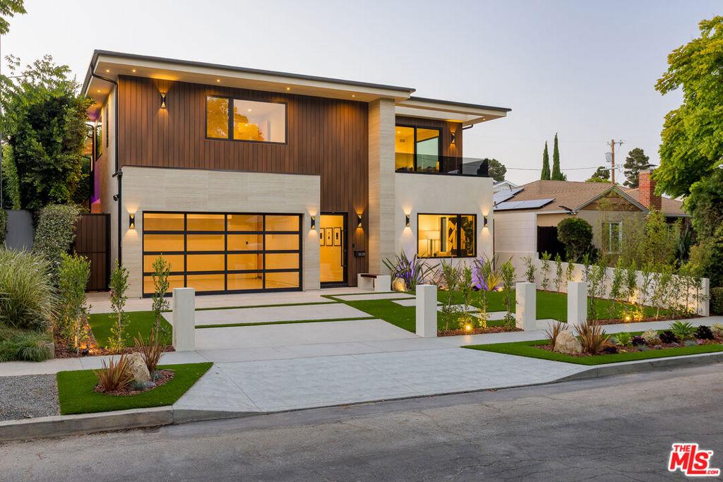 12035 Navy ST Los Angeles CA 90066 | MLS #26872113 45 MLS #26872113 image #0