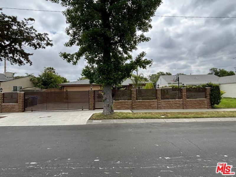 6550 Van Noord AV North Hollywood CA 91606 | MLS #26872299 45 MLS #26872299 image #0