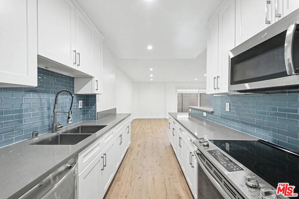 MLS #26872355 image #0